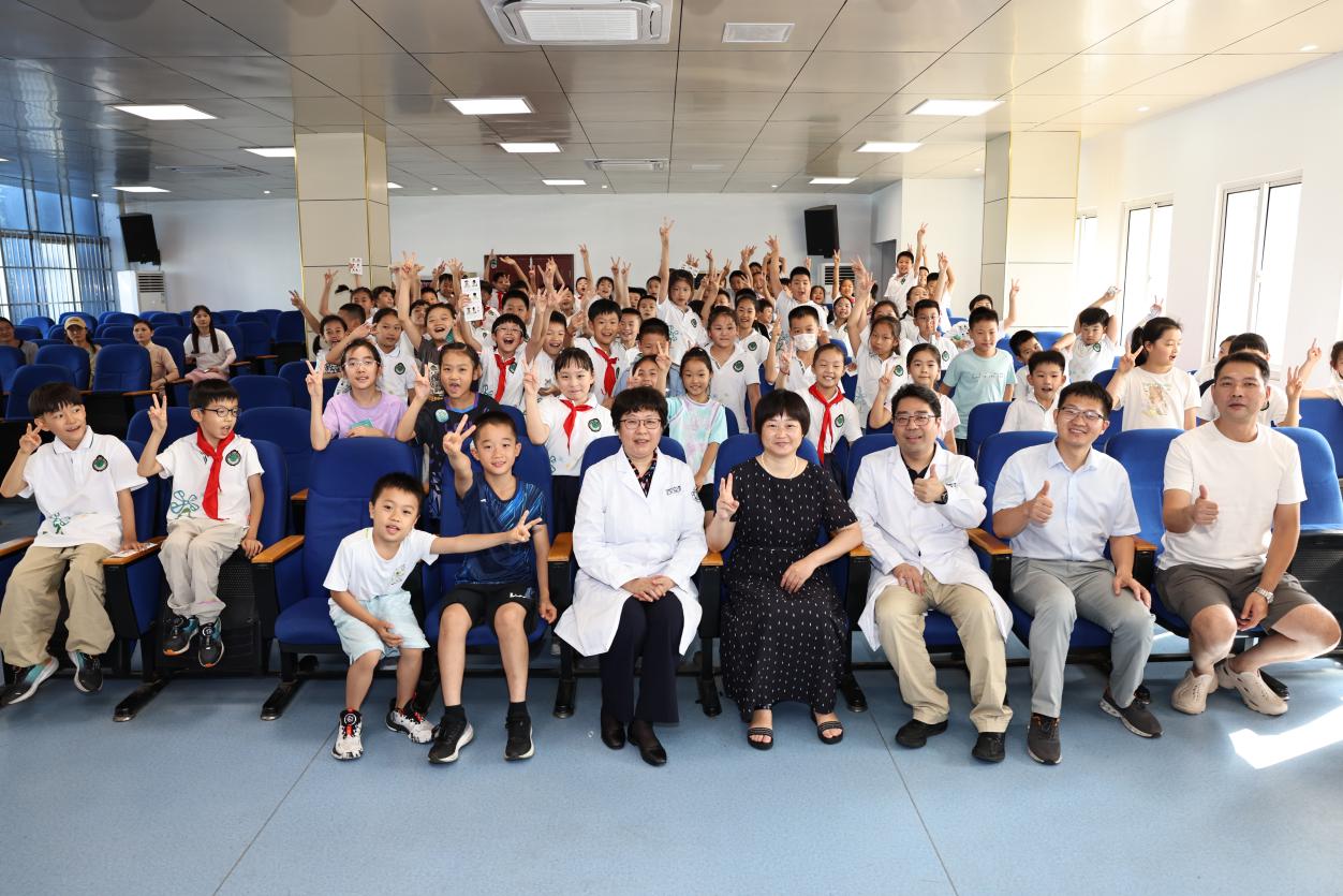 安徽眼健康“开学护眼第一课”开讲多位近视防控和眼科大咖加盟(图1)