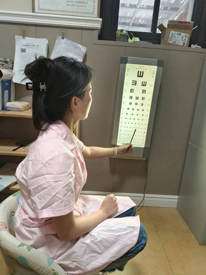 守护“瞳”真“视”不宜迟-海宁市庆安幼儿园近视防控宣传月活动(图1)