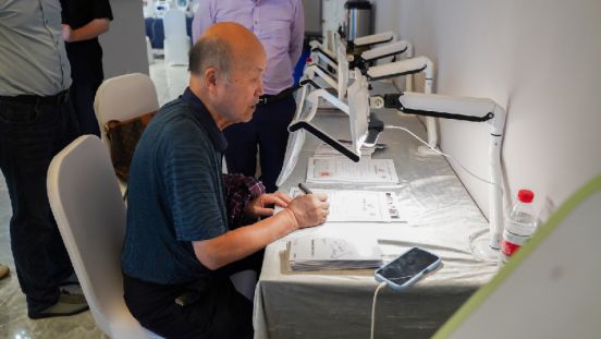 九游娱乐：强眼视力近视防控方案在第十届全国儿童眼健康研讨会备受推广(图5)