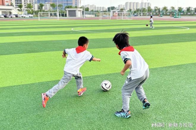 九游娱乐：南师附中高淳学校小学部近视防控宣传月活动报道(图5)