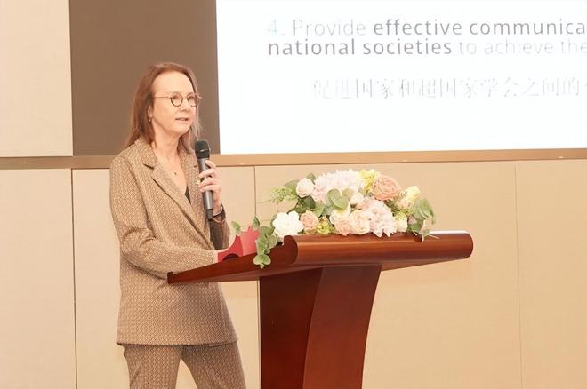 九游娱乐：2024AIER-IPOSC儿童眼健康诊疗新技术研讨会在长沙盛大举行(图5)