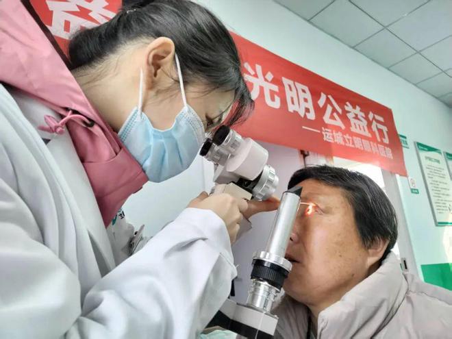 山西福彩“福彩公益季·光明公益行”活动眼健康义诊活动开展(图4)