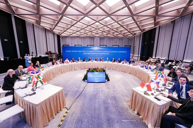 全球近视防控峰会成果登国际期刊：中国经验贡献世界眼健康治理(图1)