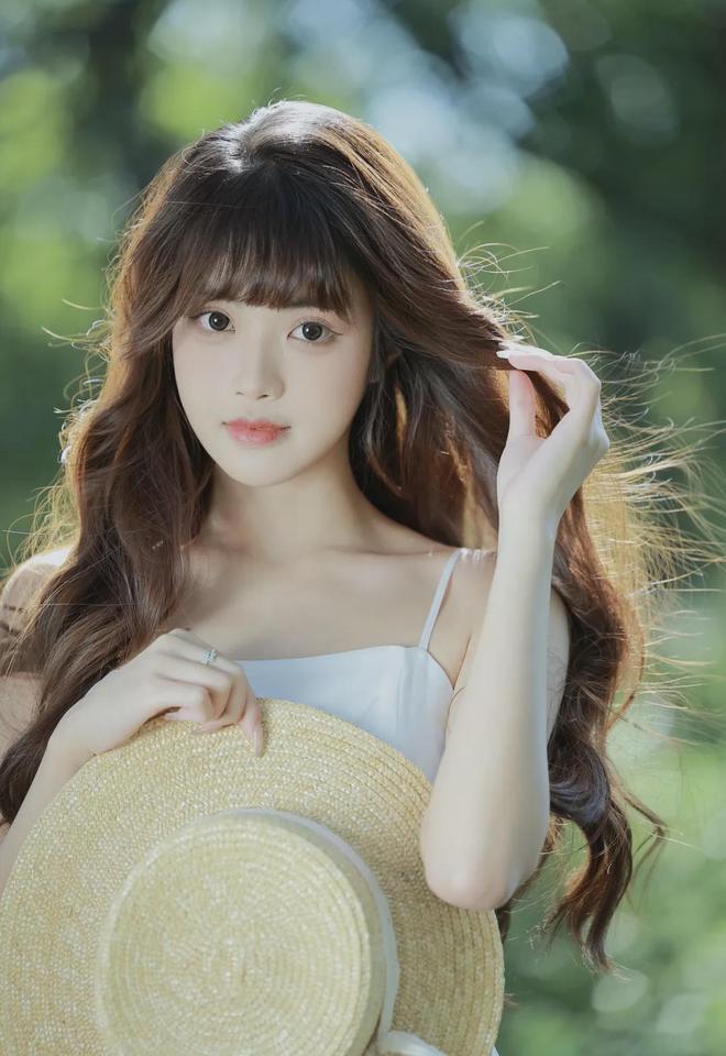 害羞的嫂子V(图1)