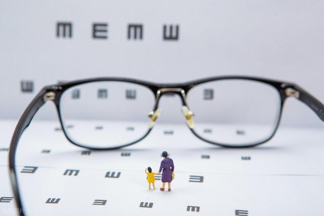 中国近视防控火遍全球！3大绝招让近视率暴跌52%WHO纳入指南(图1)